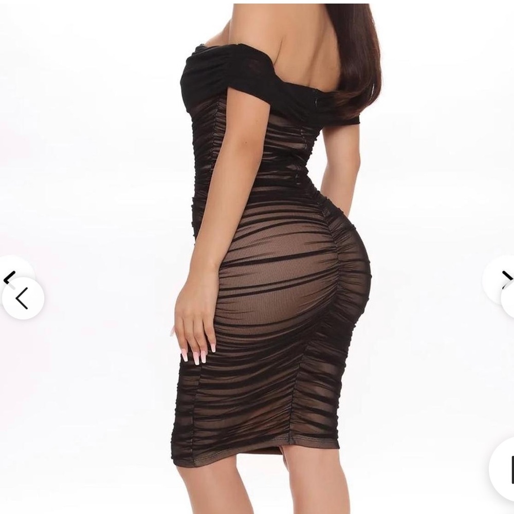 Fashion Nova off the shoulder Midi Dress - Picture 3 of 4
